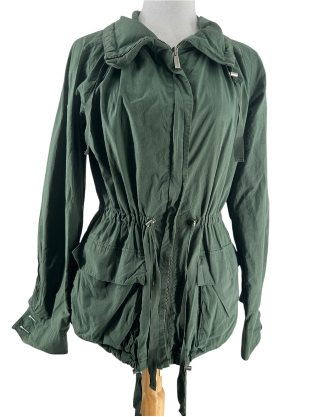 Theory utility jacket green light weight 100% cotton 
Sz sm